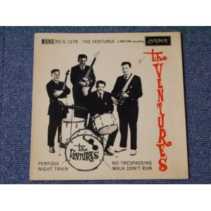 画像: THE VENTURES - THE VENTURES / 1961 UK Original 7" EP With PICTURE SLEEVE 