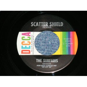 画像: The SURFARIS - SCATTER SHIELD / I WANNA TAKE A TRIP TO THE ISLAND  ( Ex+++/Ex+++ ) / 1964 US AMERICA ORIGINAL  Used 7" Single