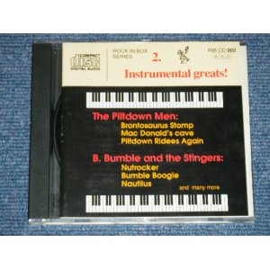 画像: PILTDOWN MEN / B.BUMBLE & The STINGERS ( All Songs Plays DRUMER : EARL PARMER ) - INSTRUMENTAL GREATS! ( Ex++/MINT)  / 1994? HUNGARY ORIGINAL Used  CD