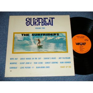 画像: THE SURFRIDERS - SURFBEAT VOLUME TWO 2 ( Ex++/Ex+++ B-4:Ex+ : BB )  / 1963 US AMERICA ORIGINAL MONO Used  LP 