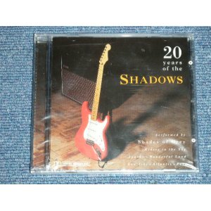 画像: SHADES OF GREY -20 YEARS OF THE SHADOWS  ( SEALED )  / 1998? UK ENGLAND  ORIGINAL "BRAND NEW SEALED" CD