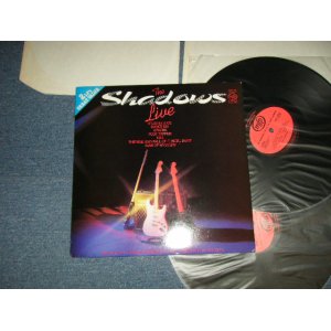 画像: THE SHADOWS - LIVE(LIVE AT THE PARIS OLYMPIA + LIVE AT SANKEI HALL JAPAN)  (MINT-/MINT) / 1981 UK England   Used 2-LP 