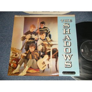 画像: THE SHADOWS - THE SHADOWS (Ex++/MINT- SWOFC, WOL) / 1970's UK ENGLAND REISSUE "WHITE Columbia & 2 EMI" Label Used  LP 