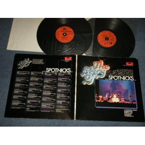 画像: The SPOTNICKS - THE STORY OF THE SPOTNICKS (Ex+++/MINT) / 1977. WEST-GERMANY GERMAN ORIGINAL Used 2-LP's 