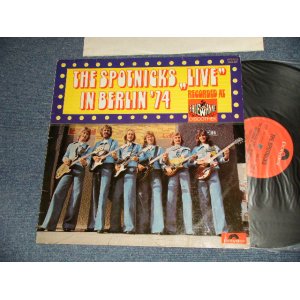 画像: The SPOTNICKS - LIVE IN BERLIN '74 (Ex++/MINT-) / 1974. WEST-GERMANY GERMAN ORIGINAL Used LP