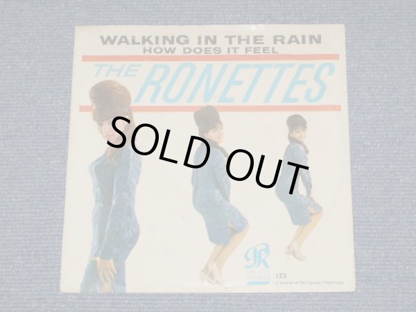 画像1: THE RONETTES - WALKING IN THE RAIN ( Ex/Ex) /  1964 US ORIGINAL White Label Promo  7" SINGLEB With PICTURE SLEEVE