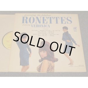 画像: RONETTES -  ...PRESENTING THE FABULOUS RONETTES  / 1964 US Original YELLOW Label  MONO LP 