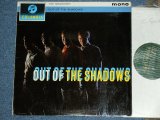 画像: THE SHADOWS - OUT OF THE SHADOWS ( Ex+++/Ex+++ ) / 1962 UK ORIGINAL "Green With  Gold text " Label MONO LP 