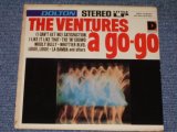 画像: THE VENTURES - A GO-GO ( SILVER PRINT LABEL : Ex/Ex++ ) / 1965 US ORIGINAL 7"EP + PICTURE SLEEVE 