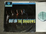 画像: THE SHADOWS - OUT OF THE SHADOWS ( Ex,VG+++/Ex++ ) / 1962 UK ENGLAND ORIGINAL 1st Press "LIGHT BLUE Label" STEREO Used  LP 