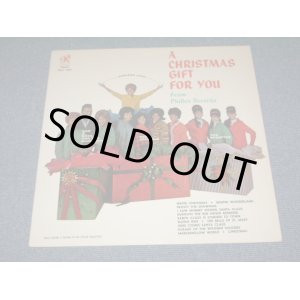 画像:  VA ( CRYSTALS+RONETTES+DARLEN LOVE+More ) - A CHRISTMAS GIFT FOR YOU ( Ex+++ / MINT  )  /1964  US Original 2nd Press Label YELLOW LABEL MONO LP  