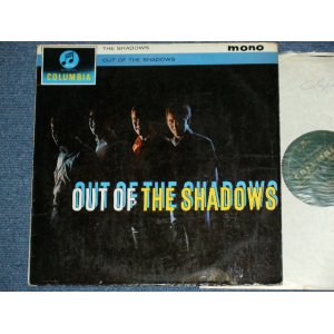 画像: THE SHADOWS - OUT OF THE SHADOWS ( Ex/Ex++ ) / 1962 UK ORIGINAL "Green With  Gold text " Label MONO LP 