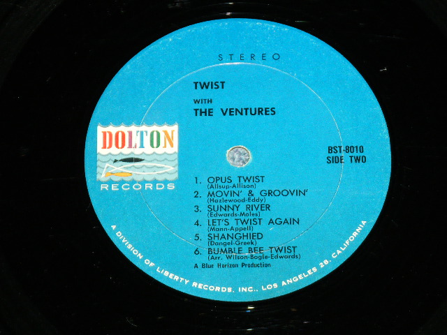 画像: THE VENTURES - DANCE ! ("TWIST With" CREDIT Label :  BLUE with Black Print Label : Ex-/Ex++  ) / 1964? US  RELEASE VERSION STEREO Used  LP 