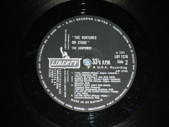 画像: THE VENTURES - ON STAGE ( Matrix # A) 1/B) 1 ; Black with Silver Print Label: Ex+,Ex-/Exx,A-1 ;Poor JUMP ) / 1965 UK ENGLAND  ORIGINAL MONO Used   LP