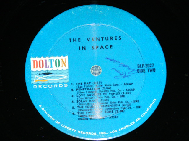 画像: THE VENTURES - IN SPACE (  DARK BLUE with BLACK  Print Label ，Ｍａｔｒｉｘン# BLP-2027-1/BLP-2027-S  Ex/Ex+++ Looks: Ex++ ) / 1964  US ORIGINAL DARK BLUE with BLACK Print Label  MONO Used LP 