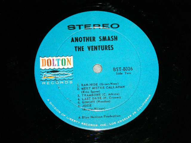 画像: THE VENTURES - ANOTHER SMASH ( 2nd Issued "SILHOUETTE COVER" : Matrix # A:BST 8006 SIDE-1 I /B: BST 8006 SIDE-2  I :  Ex++,Ex/MINT-) / 1963? Version US AMERICA "BLUE with BLACK PRINT Label" STEREO Used LP 