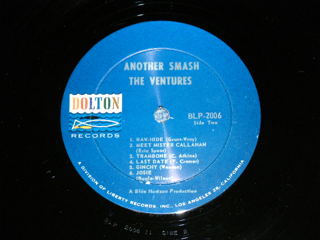 画像: THE VENTURES - ANOTHER SMASH ( 2nd Issued "SILHOUETTE COVER" : Matrix # A:BLP 2006 2 SIDE-1 /B: BLP-2006 I1 SIDE-2 :  Ex+++/MINT- ) / 1962? Version US AMERICA "DARK BLUE with SILVER PRINT Label"  MONO Used LP 