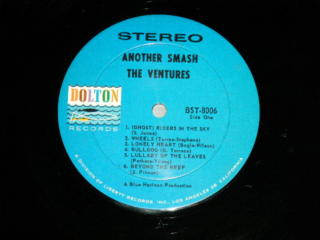 画像: THE VENTURES - ANOTHER SMASH ( 2nd Issued "SILHOUETTE COVER" : Matrix # A:BST 8006 SIDE-1 I /B: BST 8006 SIDE-2  I :  Ex++,Ex/MINT-) / 1963? Version US AMERICA "BLUE with BLACK PRINT Label" STEREO Used LP 