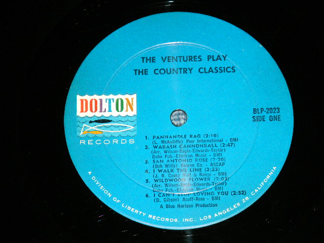 画像: THE VENTURES - Play COUNTRY CLASSICS ( First Cover Design : Matrix # A:BLP-2023-S1A/B) BLP-2023-S2   ; VG+/Ex++ ) / 1963 US AMERICA ORIGINAL "BLUE With BLACK PRINT Lavel" MONO Used LP 