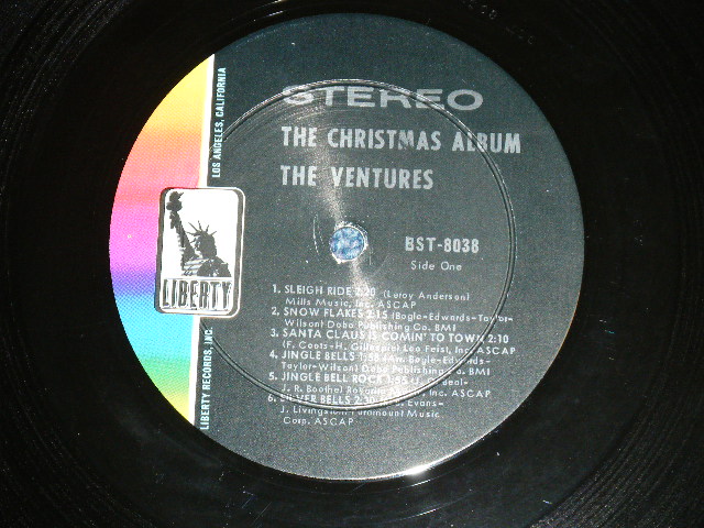 画像: THE VENTURES -  CHRISTMAS ALBUM ( Matrix Number A) 2 SIDE 1 B) 2 SIDE 2 : Ex++/Ex+++ )  /  1968 US AMERICA Version "'LIBERTY  Label"  STEREO Used LP 