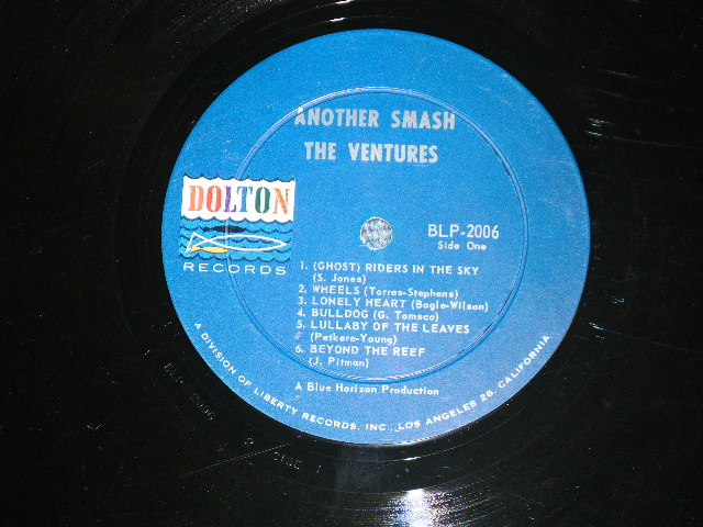 画像: THE VENTURES - ANOTHER SMASH ( 2nd Issued "SILHOUETTE COVER" : Matrix # A:BLP 2006 2 SIDE-1 /B: BLP-2006 T1 SIDE-2 :  Ex++/Ex+++) / 1962? Version US AMERICA "DARK BLUE with SILVER PRINT Label"  MONO Used LP 