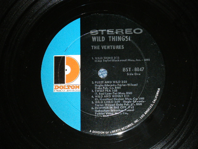 画像: THE VENTURES - WILD THINGS ( Matrix # A)BST-8047-1 SIDE 1 / B)BST8047 SIDE-2 1   ; "D" Mark Label:: Ex++/Ex++ Looks:Ex+ ) / 1966 Version US AMERICA  ORIGINAL STEREO Used   LP