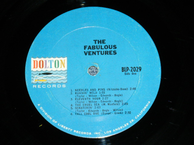 画像: THE VENTURES - THE FABULOUS VENTURES ( Matrix # A)BLP-2029 SIDE-ONE  1A / B)BLP-2029 SIDE-TWO  1A ; DARK BLUE with BLACK Print Label: Ex-/Ex++) / 1964  US AMERICA  ORIGINAL "2nd press Label" MONO Used   LP