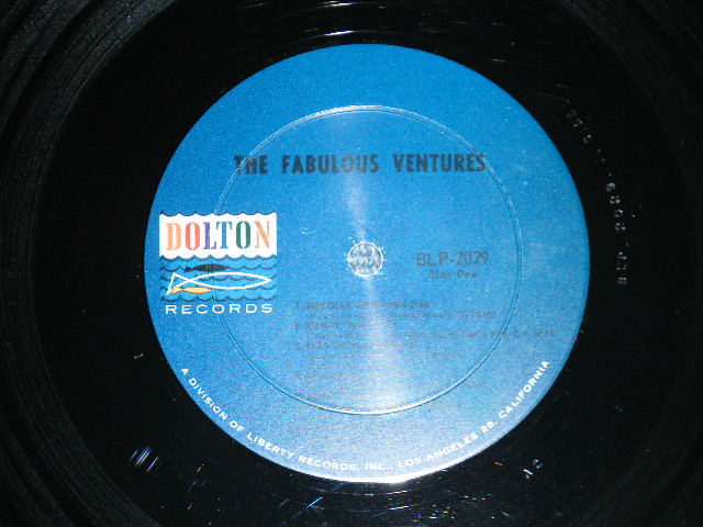 画像: THE VENTURES - THE FABULOUS VENTURES ( Matrix # A)BLP-2029-1 SIDE-1/ B)BLP-2029-1-SIDE-2  1A ; DARK BLUE with BLACK Print Label: Ex/Ex+++) / 1964  US AMERICA  ORIGINAL "2nd press Label" MONO Used   LP