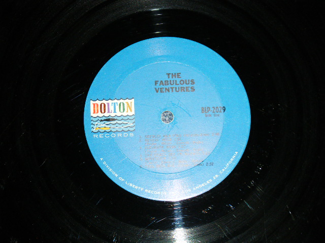 画像: THE VENTURES - THE FABULOUS VENTURES ( Matrix # A)BLP-2029 SIDE #1(1-B) / B)BLP-2029 SIDE-TWO  1A ; DARK BLUE with BLACK Print Label:  VG++/Ex) / 1964  US AMERICA  ORIGINAL "2nd press Label" MONO Used   LP