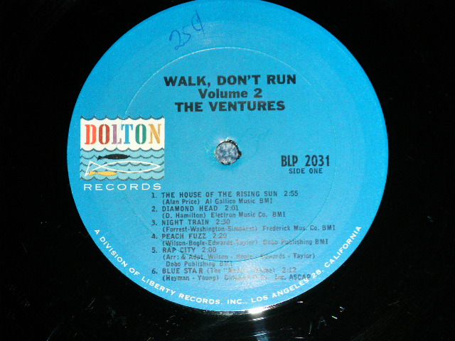 画像: THE VENTURES - WALK DON'T RUN VOL.2 : 2nd Press Version Front Cover  (Matrix #  BLP-2031-SIDE-1 1A   BLP-2031 SIDE-2-1A ) ( Ex,Ex-/Ex++ Looks:Ex+ )   )   / 1965 US AMERICA 2nd Press "BLUE with BLACK PRINT Label" MONO Used LP 