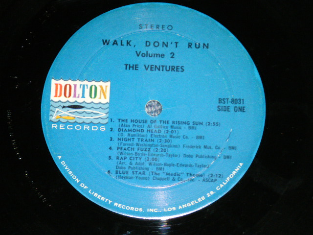 画像: THE VENTURES - WALK DON'T RUN VOL.2 : 2nd Press Version Front Cover (Matrix # BST-8031-1 US PAT# GB PAT# / BST-8031-2 US PAT# GB PAT#) ( Ex++/Ex++,Ex+ )   / 1965 VERSION US AMERICA ORIGINAL 2nd Press "BLUE with BLACK PRINT Label" STEREO Used LP 