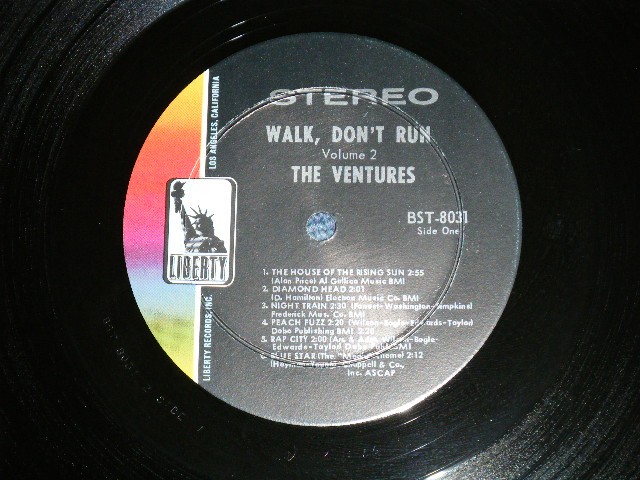 画像: THE VENTURES - WALK DON'T RUN VOL.2 : 2nd Press Version Front Cover (Matrix # BST-8031-2 SIDE-1 / BST-8031-2  SIDE-2) ( Ex+++/MINT- )   / 1970? VERSION US AMERICA ORIGINAL  4th Press "LIBERTY Label" STEREO Used LP 