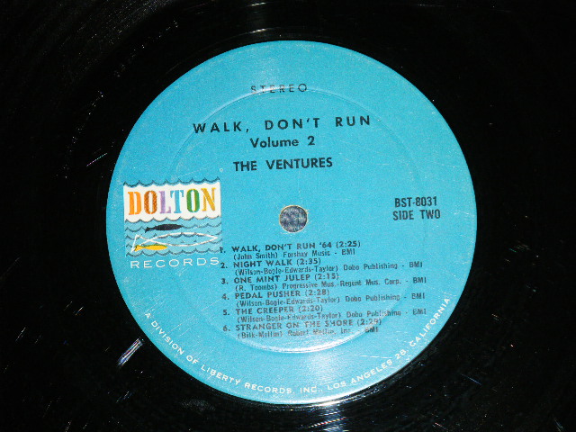 画像: THE VENTURES - WALK DON'T RUN VOL.2 : SWEAT SIRT Version (Matrix # BST-8031-1 US PAT#  GB PAT# / BST-8031-2 US PAT#  GB PAT# ) ( Ex++/Ex+ )   / 1964 US AMERICA ORIGINAL 2nd Press "BLUE with BLACK PRINT Label" STEREO Used LP 