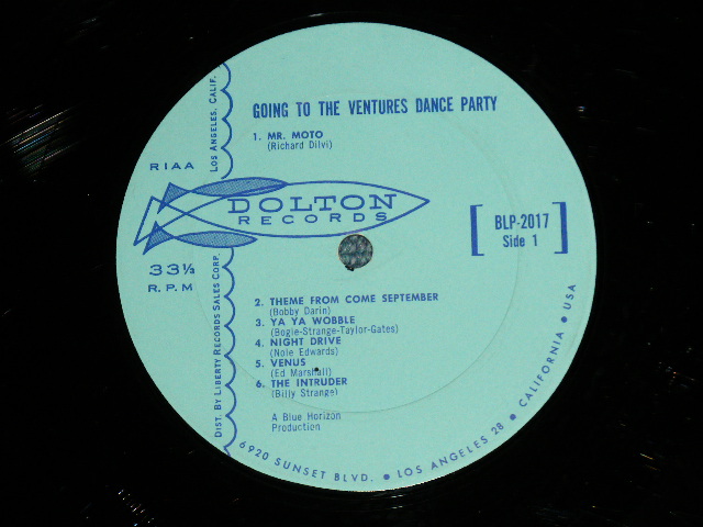 画像: THE VENTURES - GOING TO THE VENTURES PARTY ( Light BLUE  Label ) ( Ex-/Ex B-5:VG++ ) / 1962 US ORIGINAL "Light BLUE Label" RELEASE VERSION MONO  Used  LP 