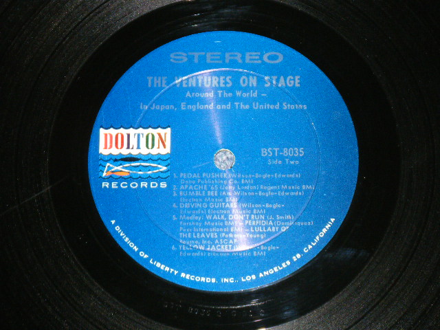 画像: THE VENTURES - ON STAGE ( Matrix # A)BST-8035-4 SIDE-1/B)BST8035-2 SIDE-2) (DARK BLUE with SILVER Print Label) ( Ex++/Ex+++ Looks:Ex+ : EDSP) / 1965  US AMERICA  ORIGINAL "1st press Label" STEREO Used   LP