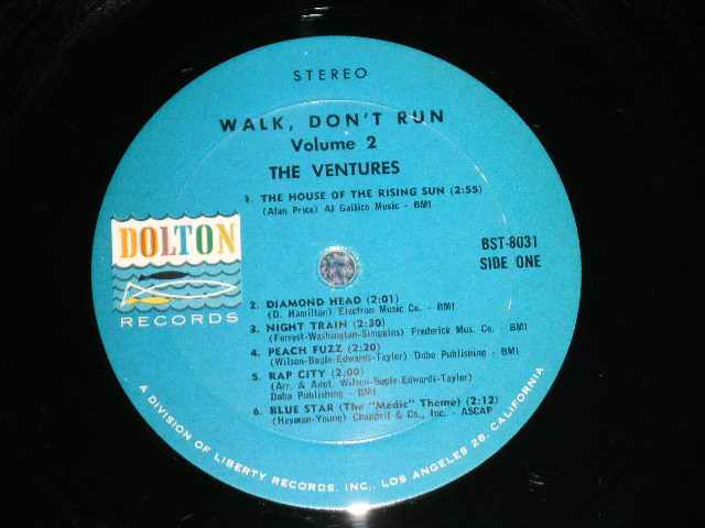 画像: THE VENTURES - WALK DON'T RUN VOL.2 : 2nd Press Version Front Cover (Matrix # BST-8031-1  BST-8031-2 ) ( eX+++/eX+++ )   / 1965 VERSION US AMERICA ORIGINAL 2nd Press "BLUE with BLACK PRINT Label" STEREO Used LP 