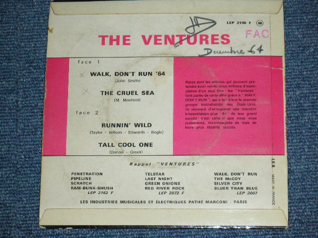 画像: THE VENTURES - WALK, DON'T RUN '64 ( Ex+,VG+++/Ex )  / 1960's  FRANCE Original 7" EP With PICTURE SLEEVE 