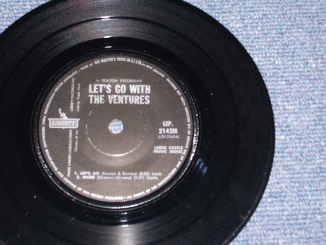 画像: THE VENTURES -LET'S GO WITH / 1960s NEW ZEALAND Original 7" EP With PICTURE SLEEVE 